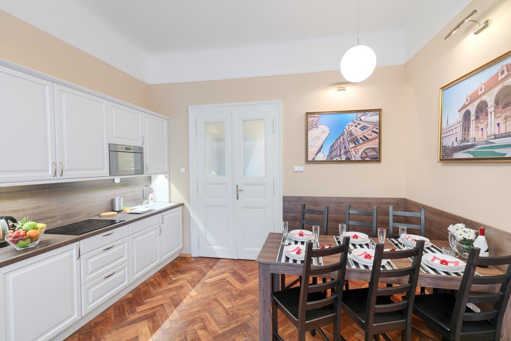 Milada Aparthotel 4*